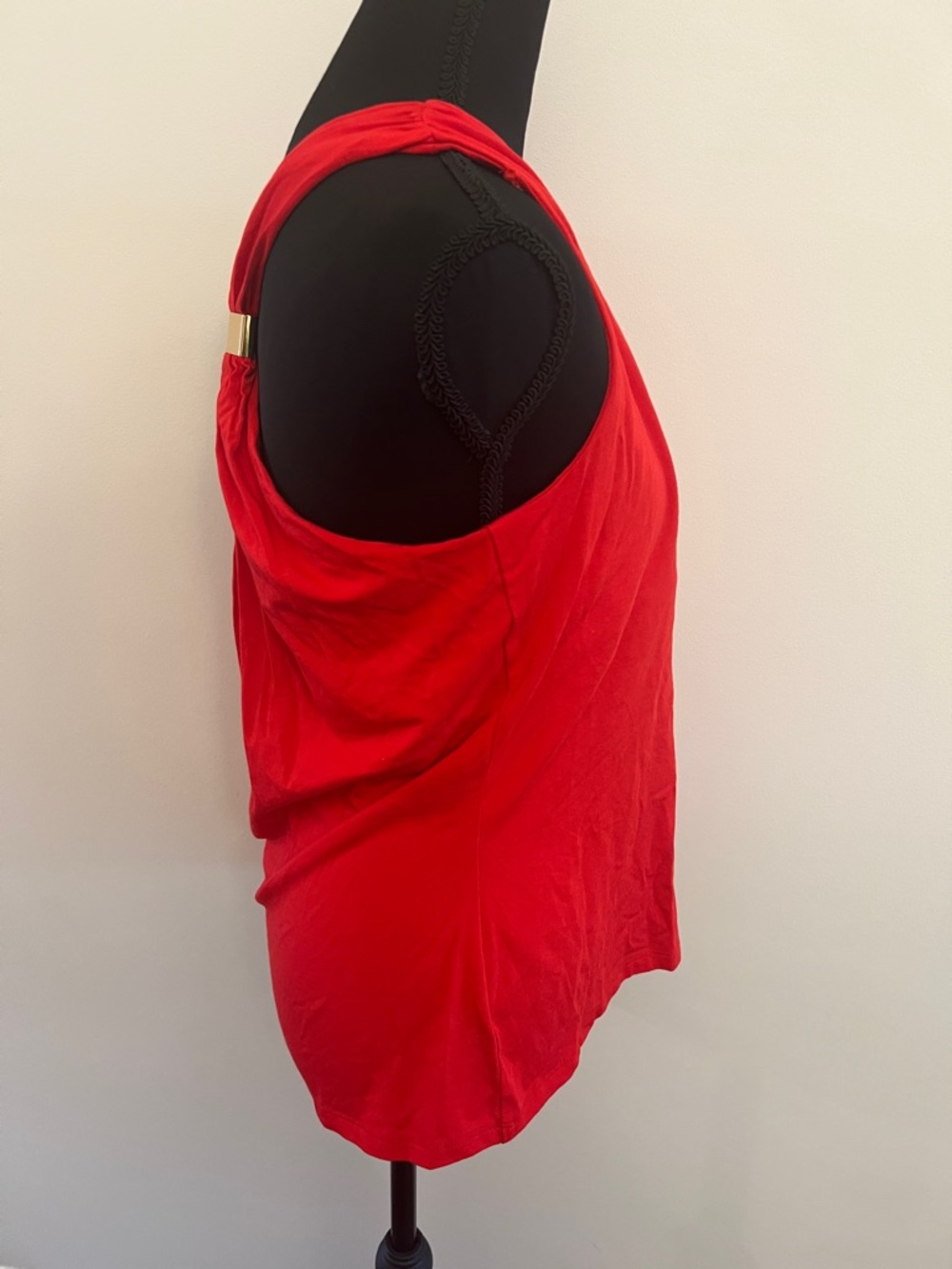 Cache Red Racerback tank top - Picture 6 of 7